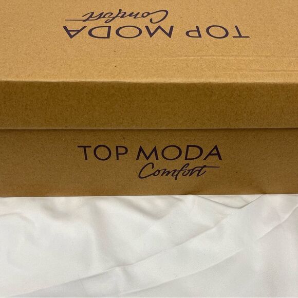 Top Moda Comfort Sandal  - Picture 3 of 4